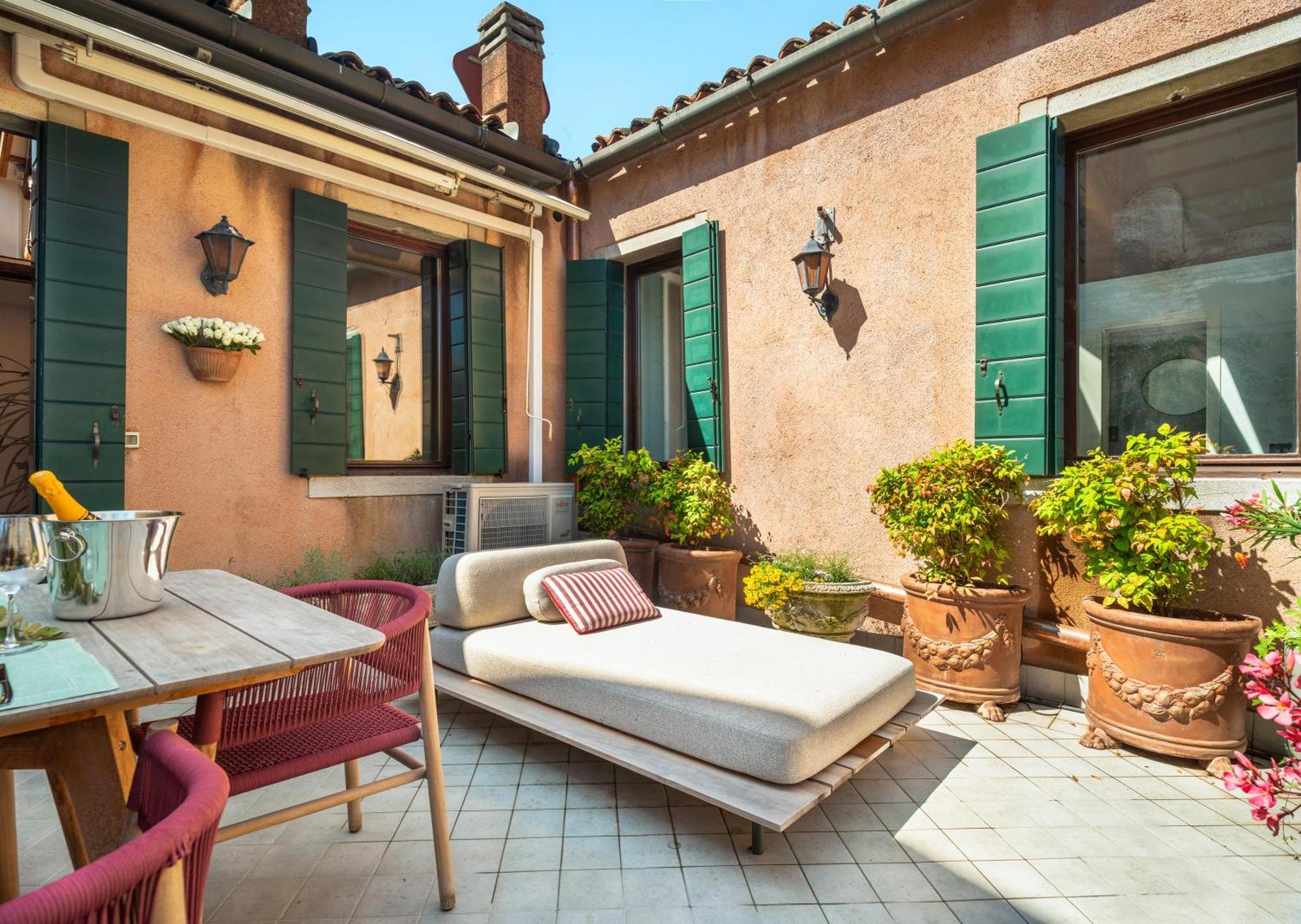 San Barnaba Palace R&r Appartement